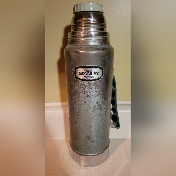 Vintage Aladdin Stanley Thermos A-944CH Quart 1980 Used- No Cup - Picture 1 of 14